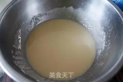 Make Cherry jam cake roll step 1