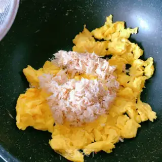 Make An egg box of celery step 3