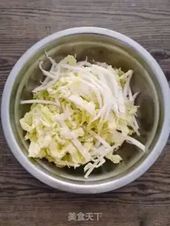 Make A cabbage and a fan step 0