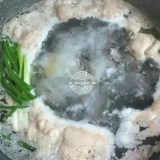 Make Frozen chicken soup step 4