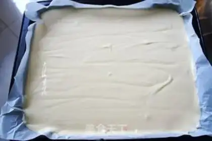 Make Cherry jam cake roll step 7