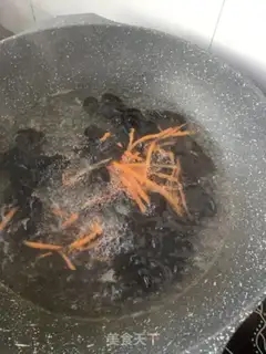 Make Doves with gravy leaves step 10