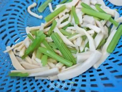 Make Celery abalone step 3