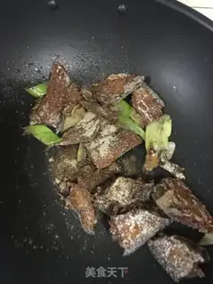 Make Pepper salted fish step 4