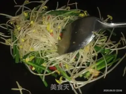 Make Bean sprouts step 6