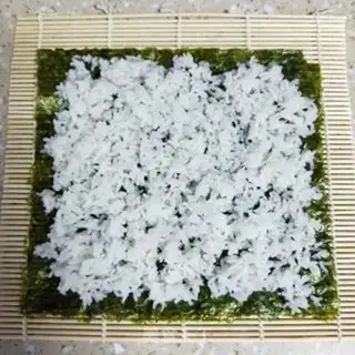 Make Simple sushi rolls step 5