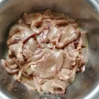 Make Twin peppers, pork liver step 3