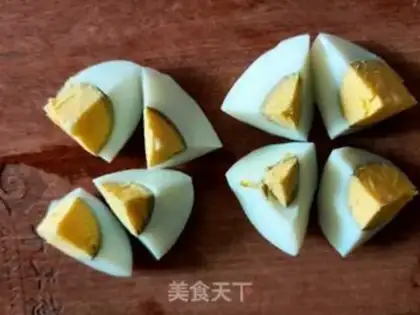 Make Delicious salad step 1