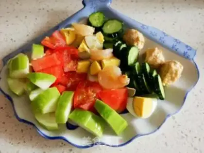 Make Delicious salad step 4