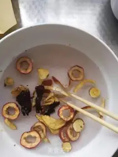 Make Sour plum soup step 2