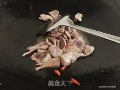 Make The cucumbers fried the liver step 5