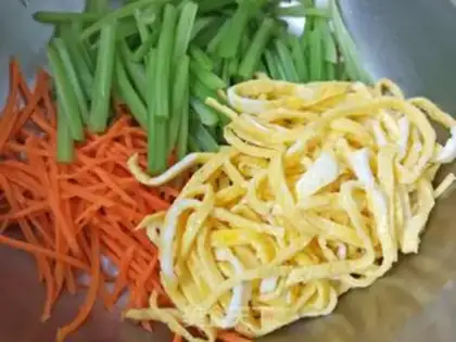 Make Celery egg silk step 4