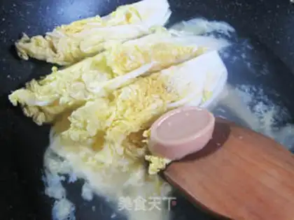 Make With soup eggs and dolls step 4