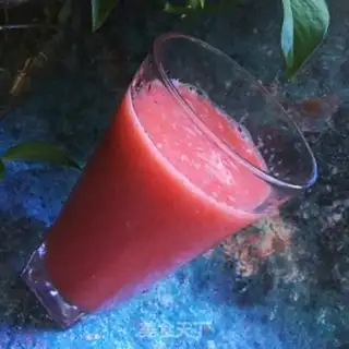 Make Watermelon tomato juice step 8