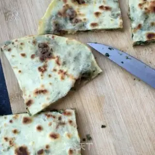 Make Snack pie in front of the car step 28