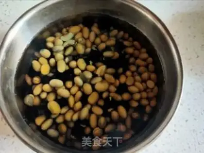 Make Red dates, bean milk step 0