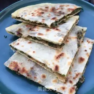 Make Snack pie in front of the car step 29
