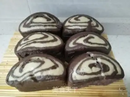 Make Squirty rolls step 10
