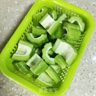 Make The elbow stew step 2