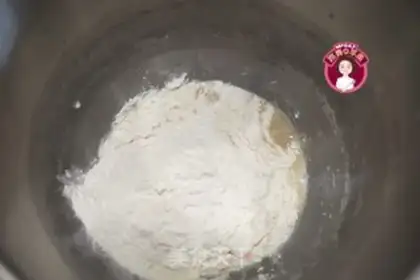 Make Polish mud raisins step 2