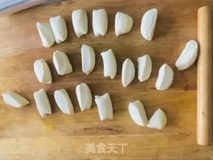 Make The original hand grab cake step 6