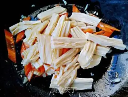 Make Spicy pepper carrots and scabs step 6