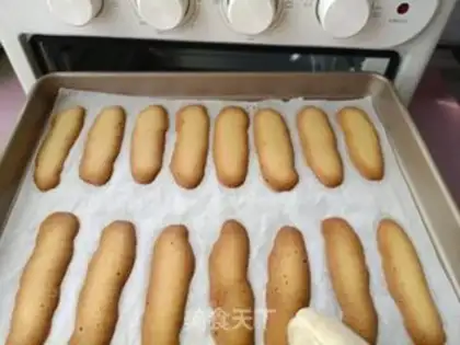 Make Gold crackers step 9