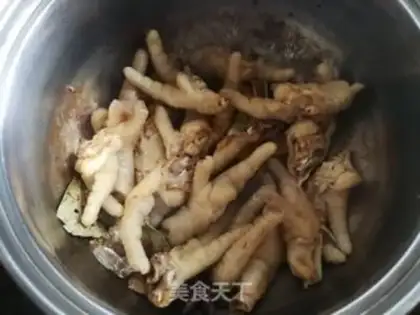 Make Frozen chicken claws step 4