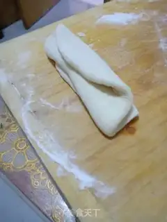 Make Fancy buns step 1