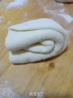 Make Fancy buns step 2