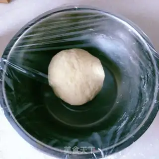 Make A hedgehog bun step 2