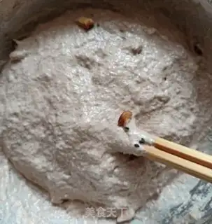 Make Black-faced red dates, sesame-haired step 3