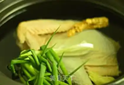 Make Old hen soup step 1