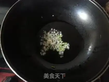 Make Red-hot porridge eggs step 1