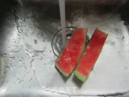 Make Eggs, watermelon, tofu step 1
