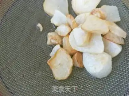 Make A garlic fan step 4