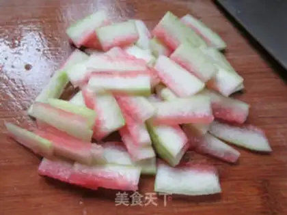 Make Eggs, watermelon, tofu step 2