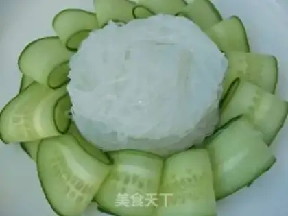 Make A garlic fan step 5