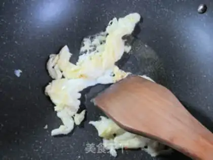 Make Eggs, watermelon, tofu step 4