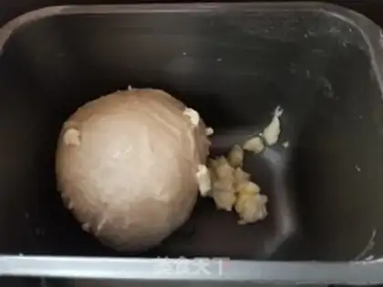 Make The cranberry gravy tore bread step 0