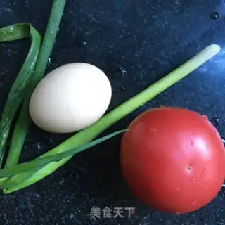 Make Low fat tomato egg soup step 0