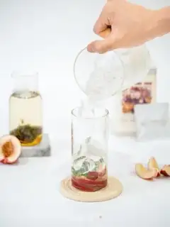 Make Peaches for tea step 2