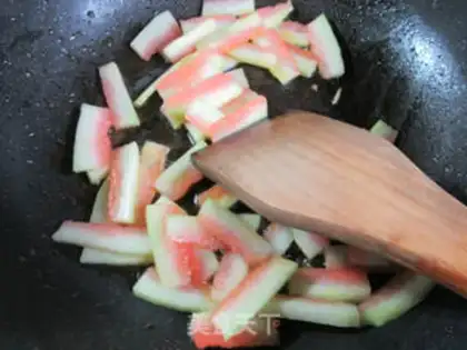 Make Watermelon peeled papayas step 4