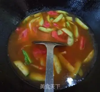 Make Tomato cucumber noodles step 3