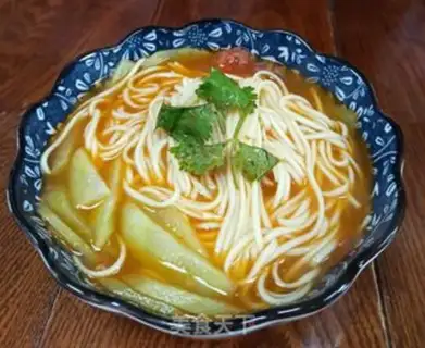 Make Tomato cucumber noodles step 7