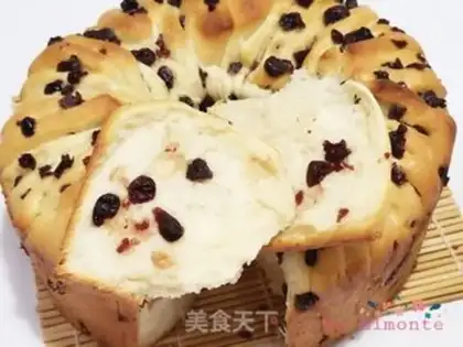 Make The cranberry gravy tore bread step 16