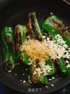 Make Shrimp-skinned green pepper step 4