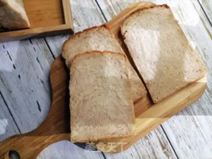 Make Black whole wheat toast in corn oil step 20