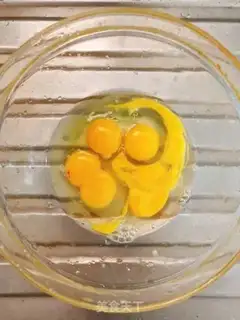 Make Steamed eggs step 0