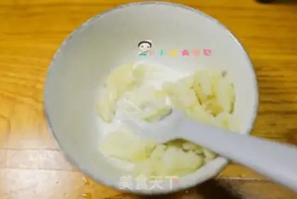 Make Strawberry mashed potatoes step 1